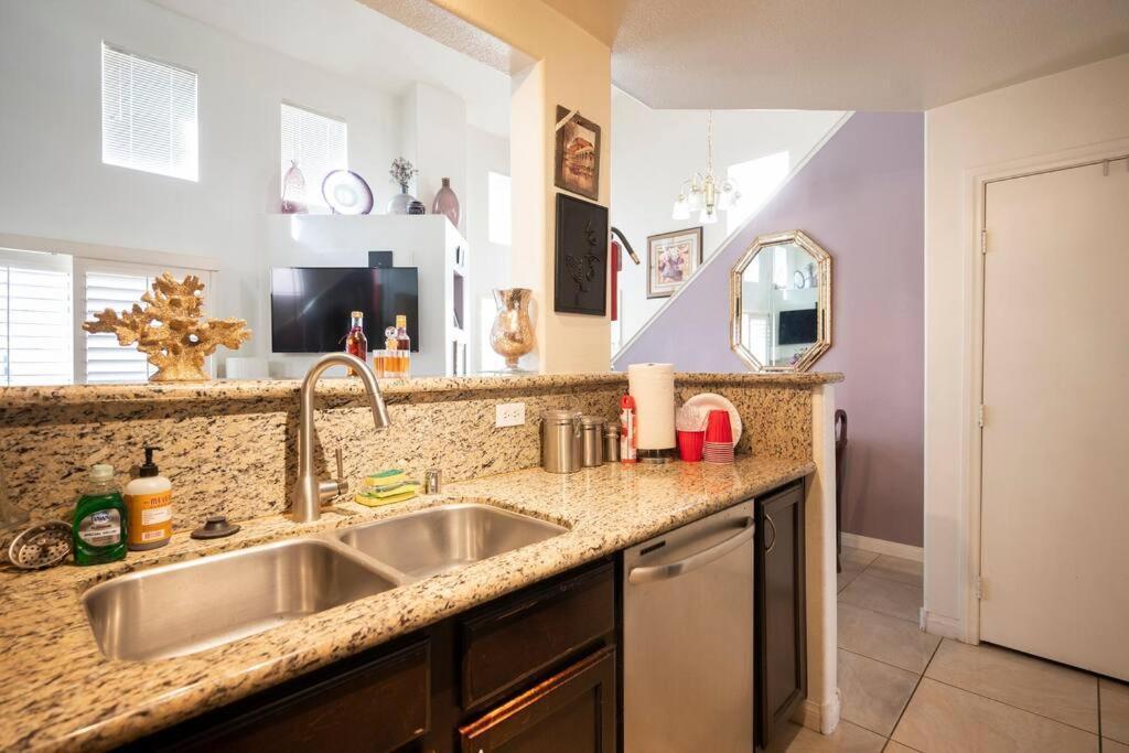 Вилла South Point Mgm 7 Mi. Lv Raiders, Adults Only Лас-Вегас Экстерьер фото